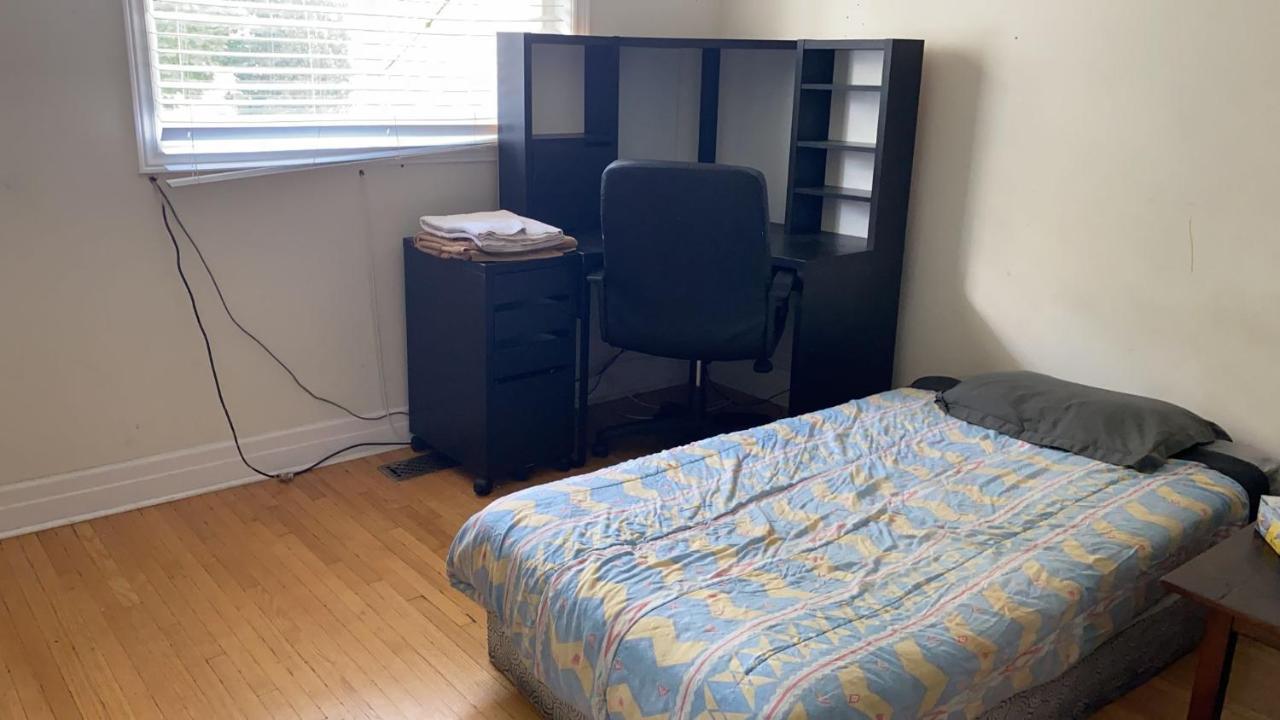 Private Rooms 5 Min Finch West Subway - York University Toronto Exteriör bild